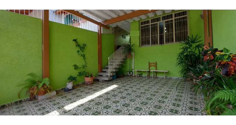 Oportunidade: Bom Sobrado à venda no Jardim Santo Elias na Rua Ernesto Moreira Maia