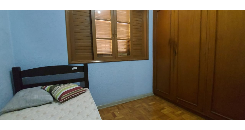 Oportunidade: Bom Sobrado à venda no Jardim Santo Elias na Rua Ernesto Moreira Maia