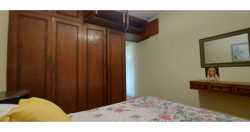 Oportunidade: Bom Sobrado à venda no Jardim Santo Elias na Rua Ernesto Moreira Maia