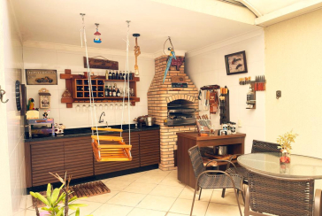 Belo Sobrado à venda no Jardim São João (Jaraguá) na Rua Sítio dos Moreiras