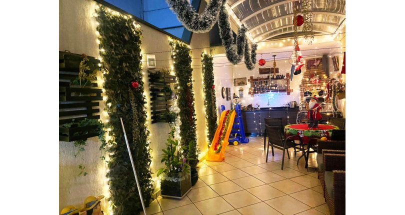 Belo Sobrado à venda no Jardim São João (Jaraguá) na Rua Sítio dos Moreiras