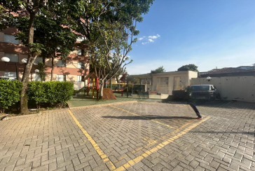 Lindo Apartamento à venda na Vila Guedes na Rua Martinho do Amaral 101, no Condomínio Edifício Safira 