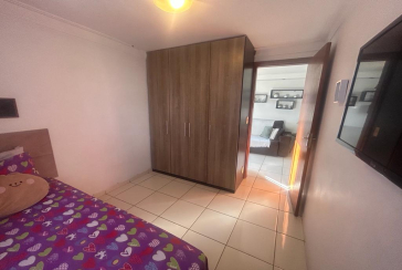 Lindo Apartamento à venda na Vila Guedes na Rua Martinho do Amaral 101, no Condomínio Edifício Safira 
