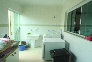 Sobrado à venda no Parque São Domingos na Rua Homero Sales 