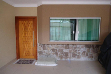 Sobrado à venda no Parque São Domingos na Rua Homero Sales 