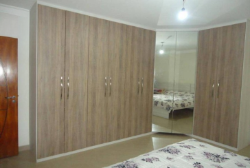 Sobrado à venda no Parque São Domingos na Rua Homero Sales 