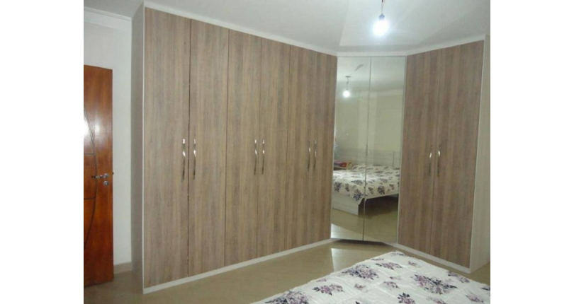 Sobrado à venda no Parque São Domingos na Rua Homero Sales 