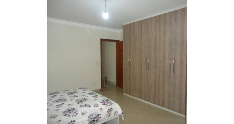 Sobrado à venda no Parque São Domingos na Rua Homero Sales 