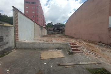 Terreno à venda nos Remédios na Avenida dos Remédios,