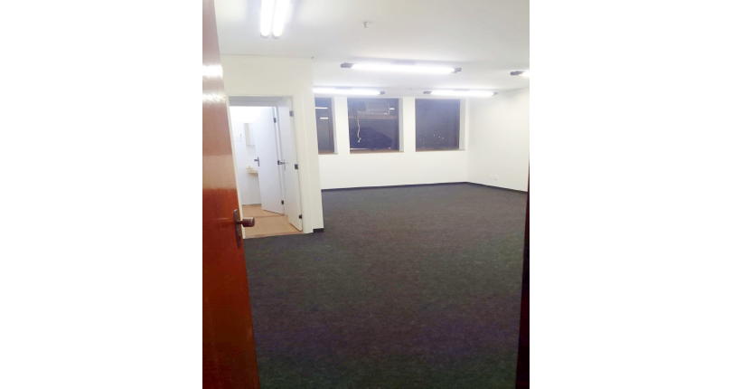 Sala Comercial à venda na Vila Leopoldina na Rua Avenida José César de Oliveira 181