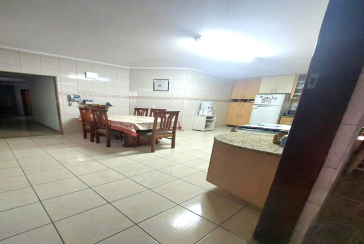 Casa assobradada à venda na Vila Piauí na Rua André Rebouças