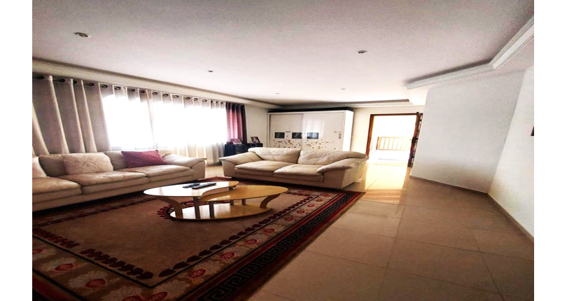 Casa assobradada à venda na Vila Piauí na Rua André Rebouças