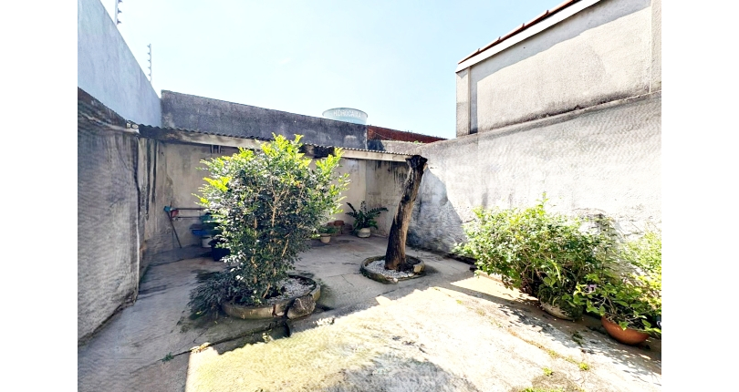 Casa à venda Rua Adele Zarzur, Jardim São José (Zona Norte) - Imóveis à Venda