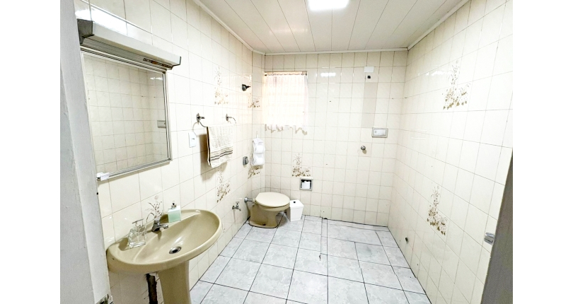 Casa à venda Rua Adele Zarzur, Jardim São José (Zona Norte) - Imóveis à Venda