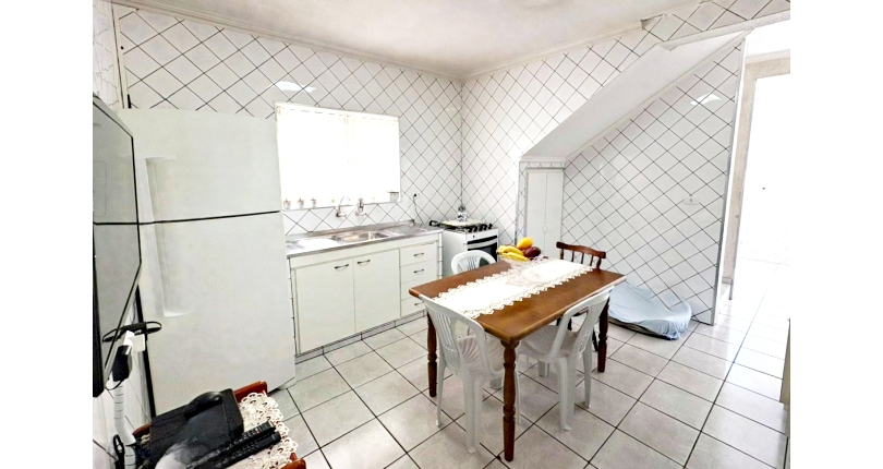 Casa à venda Rua Adele Zarzur, Jardim São José (Zona Norte) - Imóveis à Venda