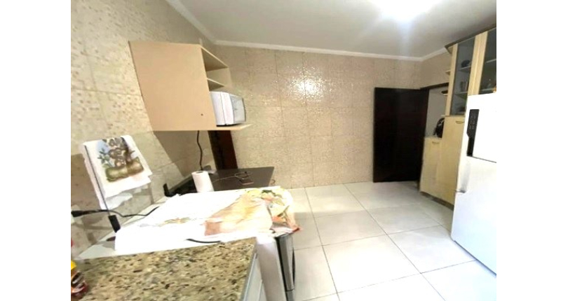 Bom Sobrado à venda no Jardim Líbano na Rua João de Almeida Silva