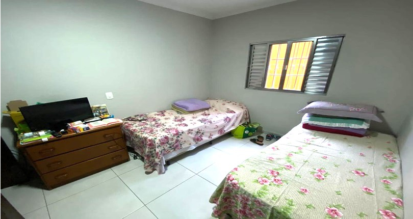 Bom Sobrado à venda no Jardim Líbano na Rua João de Almeida Silva