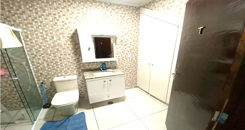 Bom Sobrado à venda no Jardim Líbano na Rua João de Almeida Silva