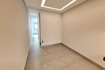 Sobrado novo à venda no Jardim Mangalot na Rua General Lauro Cavalcanti de Farias 461