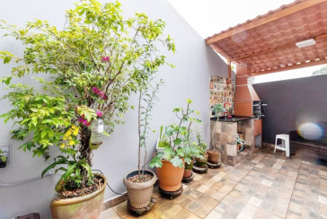 Belo Sobrado à venda no Parque Maria Domitila na Rua José Teodoro Vieira 