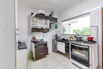 Belo Sobrado à venda no Parque Maria Domitila na Rua José Teodoro Vieira 