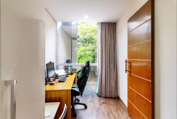 Belo Sobrado à venda no Parque Maria Domitila na Rua José Teodoro Vieira 