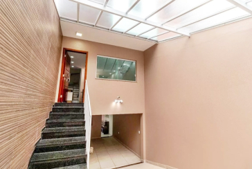 Belo Sobrado à venda no Parque Maria Domitila na Rua José Teodoro Vieira 