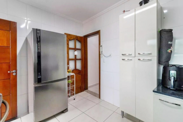 Belo Sobrado à venda no Parque Maria Domitila na Rua José Teodoro Vieira 