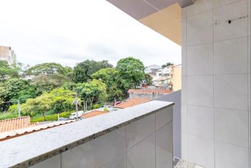 Belo Sobrado à venda no Parque Maria Domitila na Rua José Teodoro Vieira 