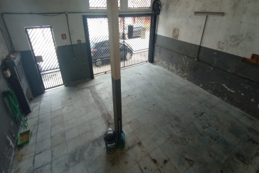 Casa assobradada à venda na Vila Guedes na Rua Maria Julieta Drummond de Andrade,