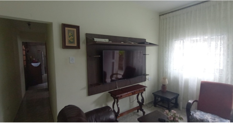 Casa assobradada à venda na Vila Guedes na Rua Maria Julieta Drummond de Andrade,