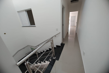 Sobrado novo à venda no Jardim São José (Zona Norte) na Rua Doutor João Toniolo 570