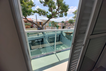 Sobrado novo à venda no Jardim São José (Zona Norte) na Rua Doutor João Toniolo 570