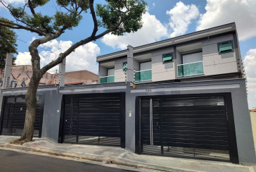 Sobrado novo à venda no Jardim São José (Zona Norte) na Rua Doutor João Toniolo 570