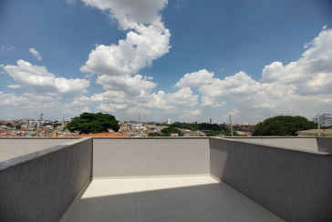 Sobrado novo à venda no Jardim São José (Zona Norte) na Rua Doutor João Toniolo 578,