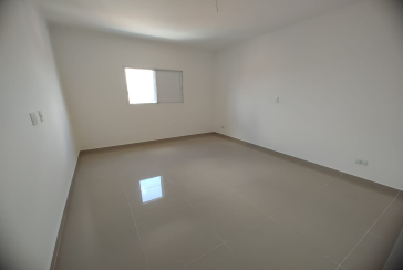 Sobrado novo à venda no Jardim São José (Zona Norte) na Rua Doutor João Toniolo 578,