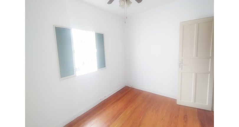 Sobrado à venda na Vila Guedes na Rua Itapixê,