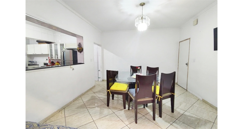  Sobrado à venda no Jardim Mutinga na Rua Belo Jardim