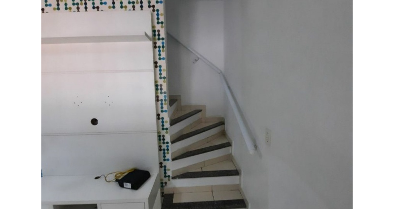 BELO Sobrado à venda na Vila Clarice na Avenida Myrim,