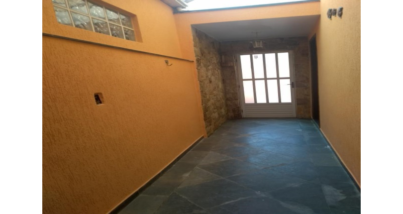 Sobrado à venda no Jardim Líbano na Rua Adalberto Kurt