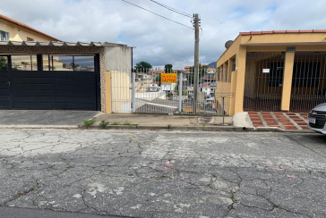 Casa à venda no Parque Maria Domitila na Rua Francisco Basílio de Melo