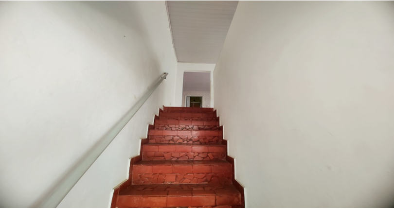 Casa assobradada à venda no Parque São Domingos na Rua Armando Martino