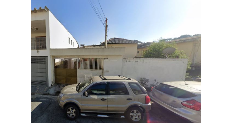 Terreno à venda no Parque Maria Domitila na Rua Mariana Camargo,