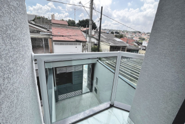 Sobrado novo à venda no Parque São Domingos na Rua Almeida Filho