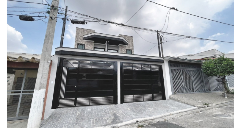 Sobrado novo à venda no Parque São Domingos na Rua Almeida Filho