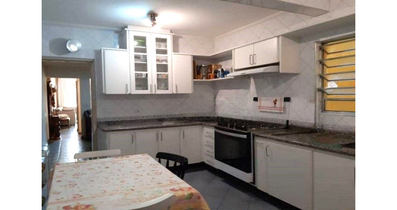 Sobrado à venda no Parque São Domingos na Rua José da Costa Valério