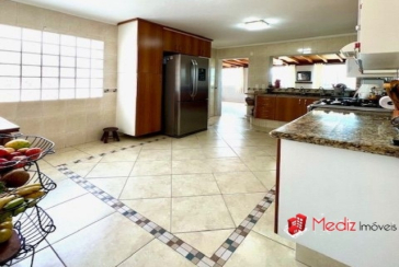 Belo Sobrado à venda no Parque São Domingos na Rua Coronel Joaquim Monteiro, 