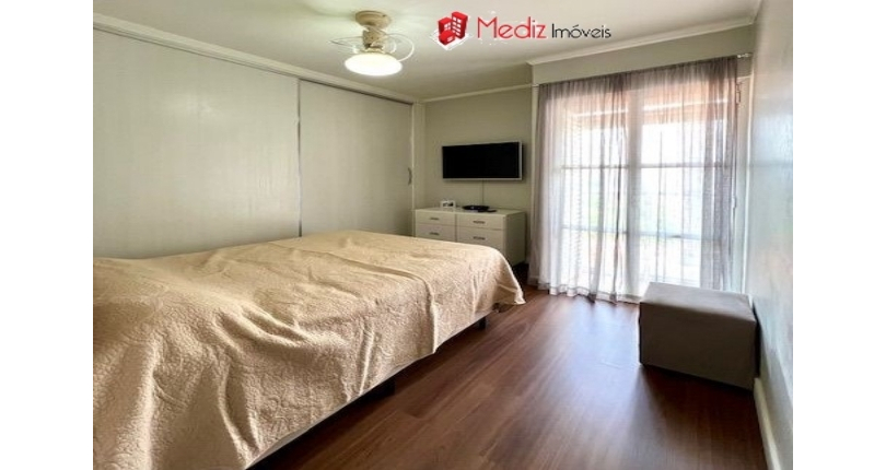 Belo Sobrado à venda no Parque São Domingos na Rua Coronel Joaquim Monteiro, 