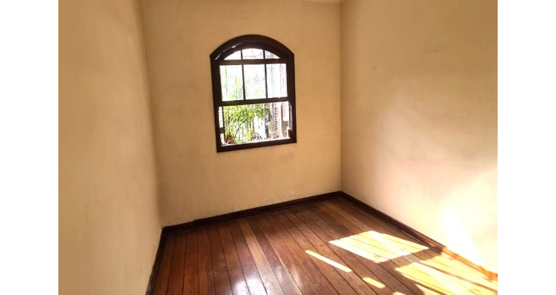 Casa à venda na Vila Romana na Rua Barra do Chapéu, 