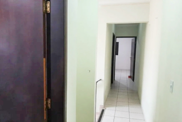 Bom Sobrado à venda no Jardim Mangalot na Rua General Lauro Cavalcanti de Farias,